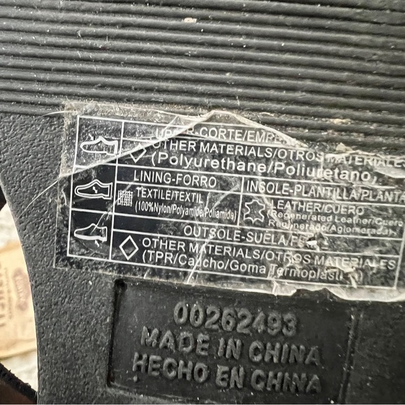 Forever 21 Black Thong Crisscross Strappy Slide Leather Insole Sandals Size 5.5 - Picture 6 of 6